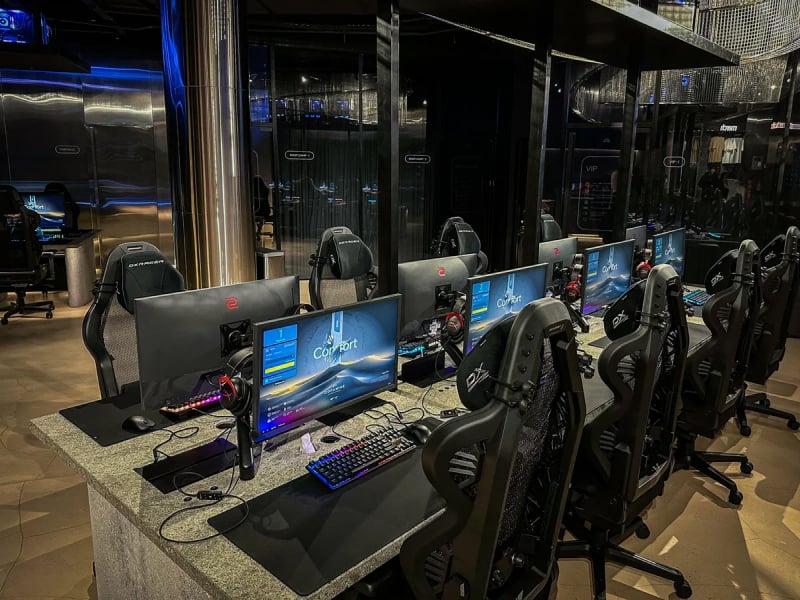 Dopamine eSports Lounge 