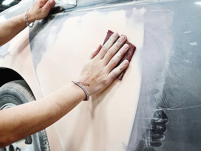 Paddock Auto Service в Дубае