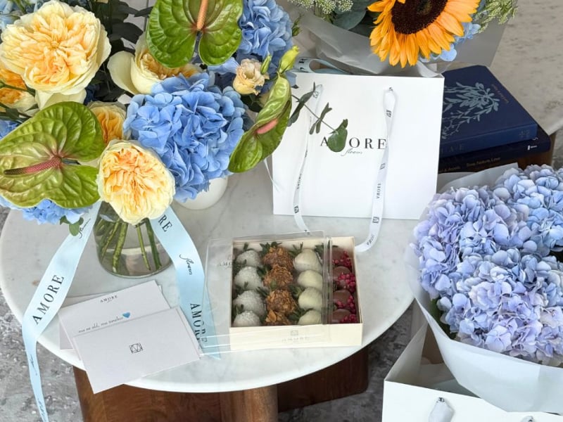 AMORE Flowers